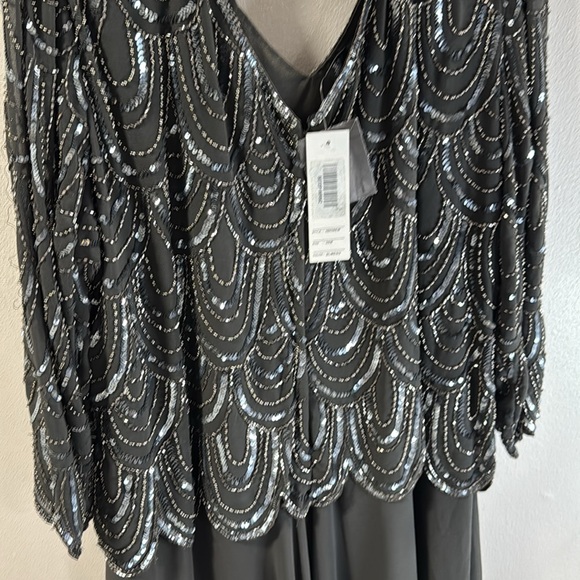 J Kara Plus Size 3/4 Sleeve w/ Scallop Beaded Pop Over Gown size 20W Gray #402 - Picture 9 of 9